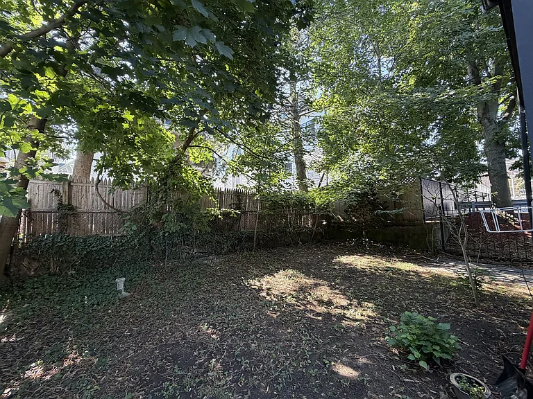 16 Central Rd #1 — Photo 11