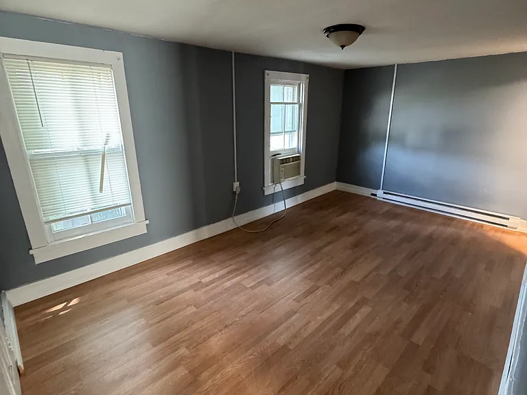 1207 Dewey Ave #US — Photo 6