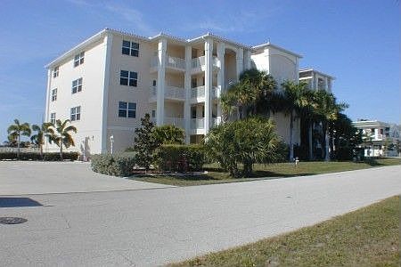 1st image of 268 Lewis Cir Unit 121
