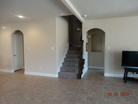 5th image of 3704 Hazelhurst Dr