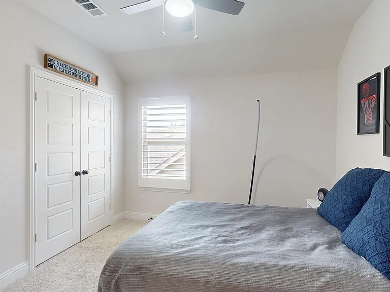 2912 Seattle Slew Dr — Photo 37