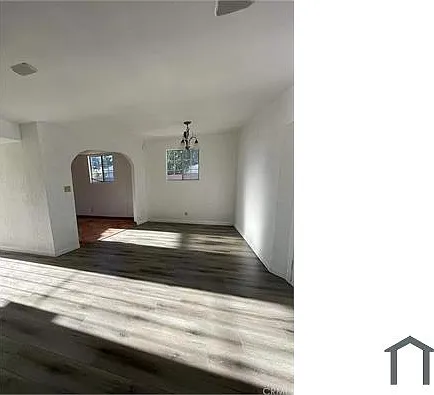 4 bed, 1244 sqft, $2,916 — Photo 2