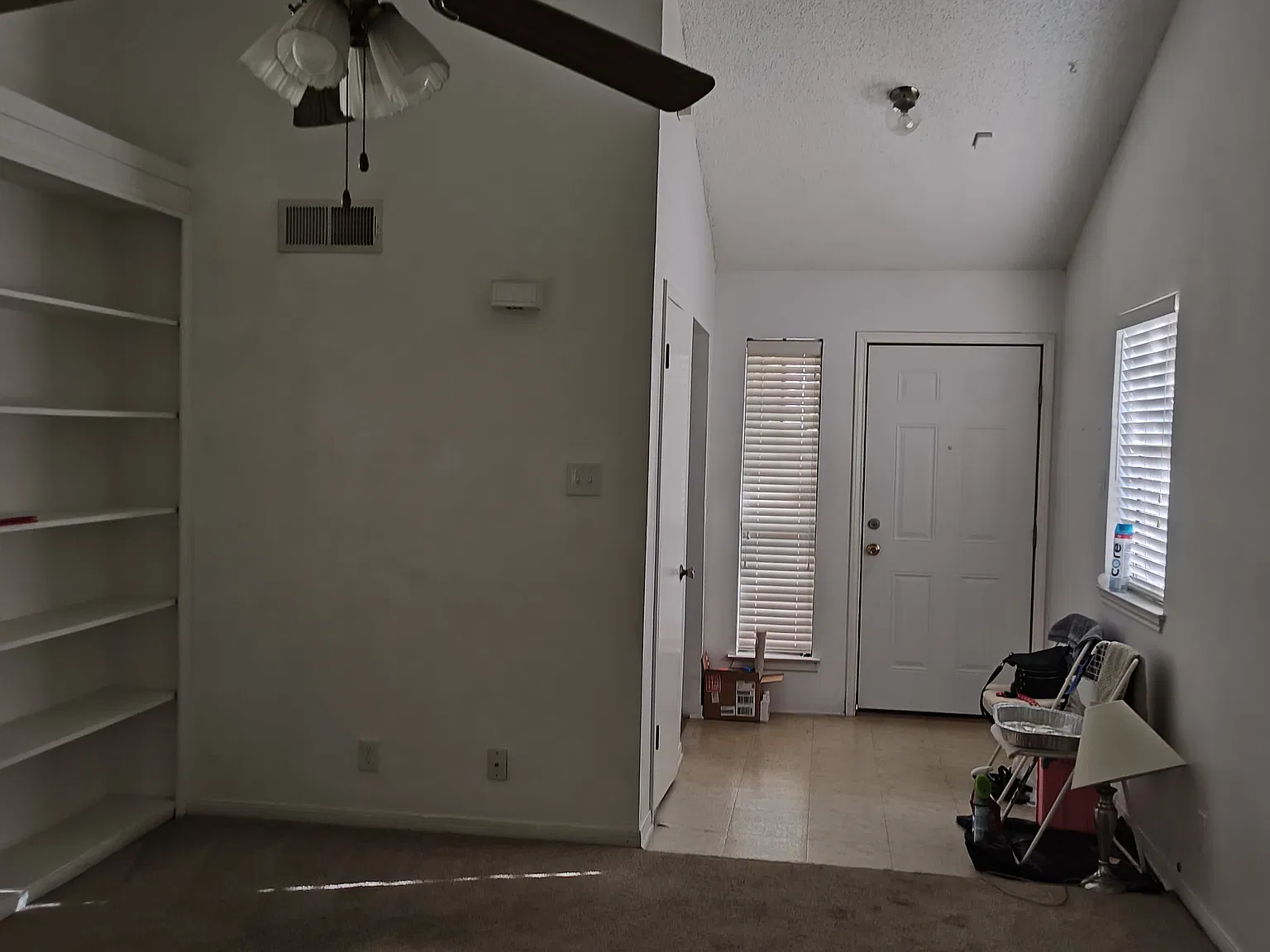 1 bed, 743 sqft, $1,199 — Photo 2