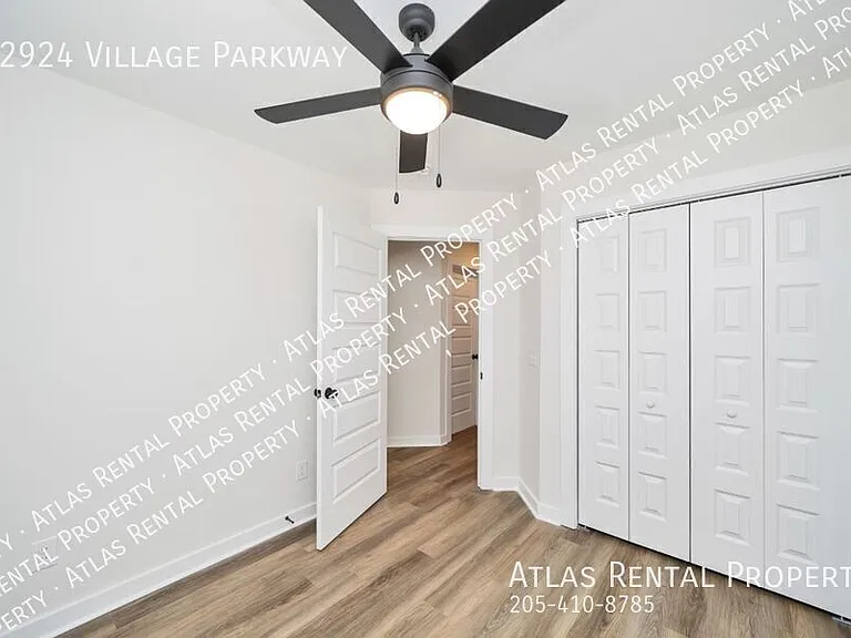 22924 Village Pkwy — Photo 13