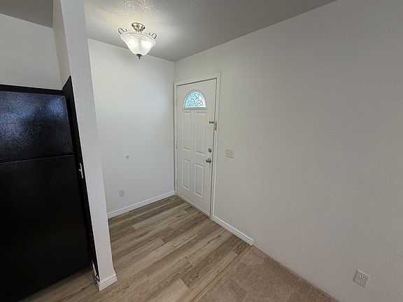 5th image of 3423 McCormick Blvd #204-1