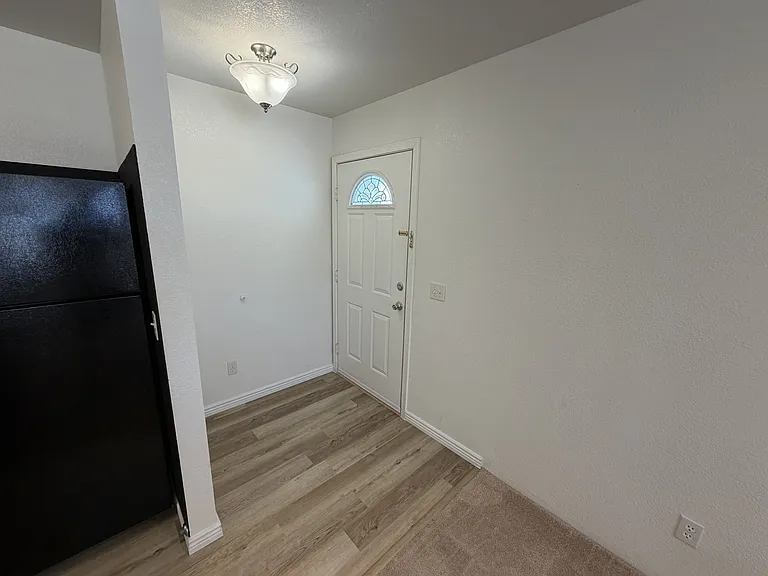 3423 McCormick Blvd #204-1 — Photo 5