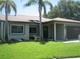 292 Whisper Lake Rd, Palm Harbor, FL 34683