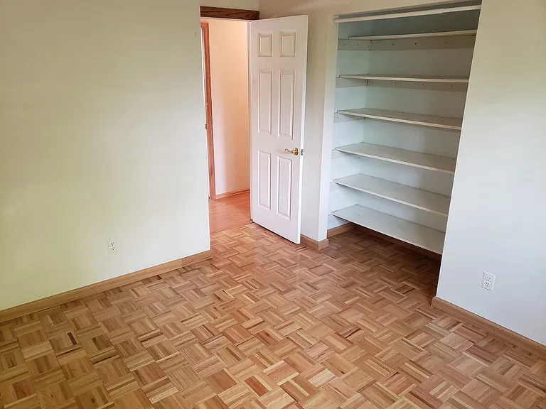 6221 W 110th Ave — Photo 6