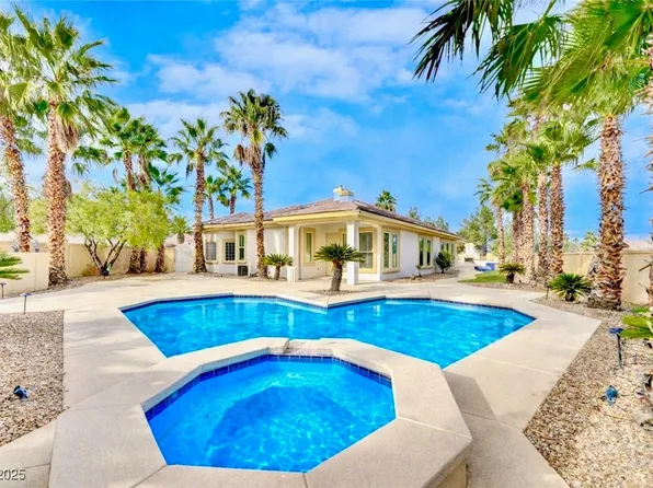 2290 Casa Bella Ct, Las Vegas, NV 89117