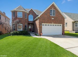 972 S Spring Rd, Elmhurst, IL 60126