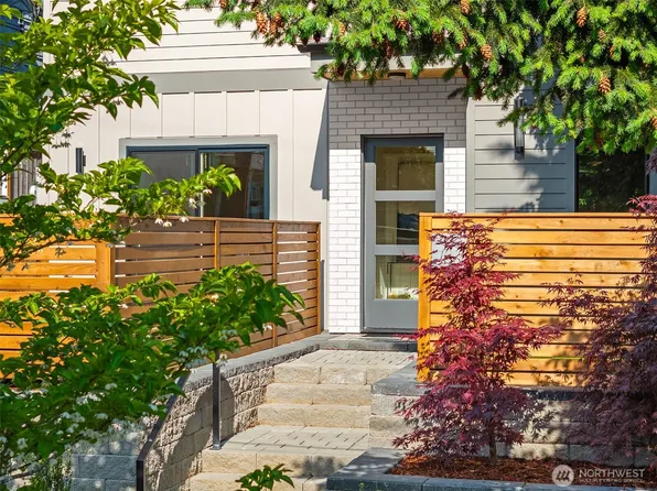 4736 34th Avenue NE #1/A, Seattle, WA 98105