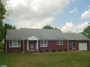 666 W Wheat Rd, Vineland, NJ 08360