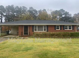 1527 Graham Ave, Henderson, NC 27536