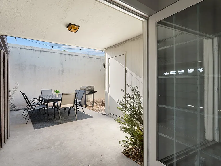 208 Bahia Ln E — Photo 14