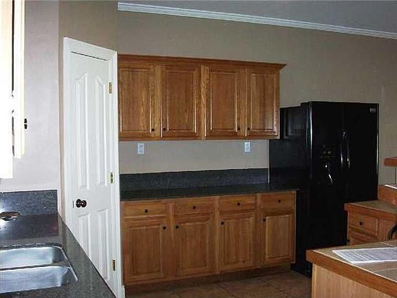 5th image of 4317 La Belle Blvd