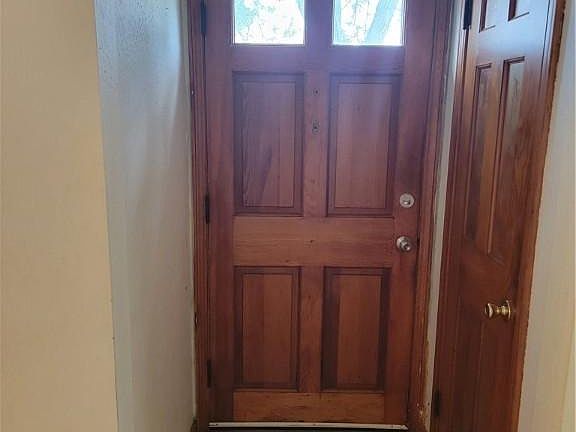2nd image of 2915 Ingleside Dr