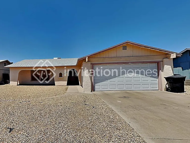 1738 W Pecos Ave — Photo 1