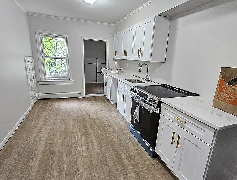 616 Lakes Rd — Photo 4