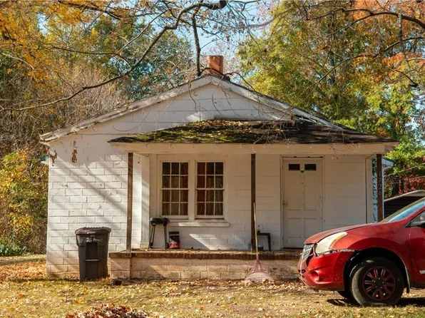 1726 Amos St, Reidsville, NC 27320