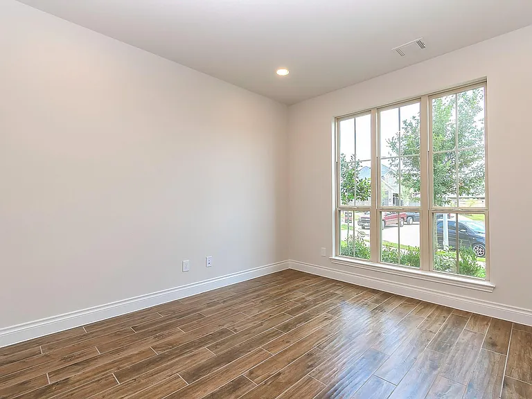 3410 Willow Crescent Ct — Photo 11