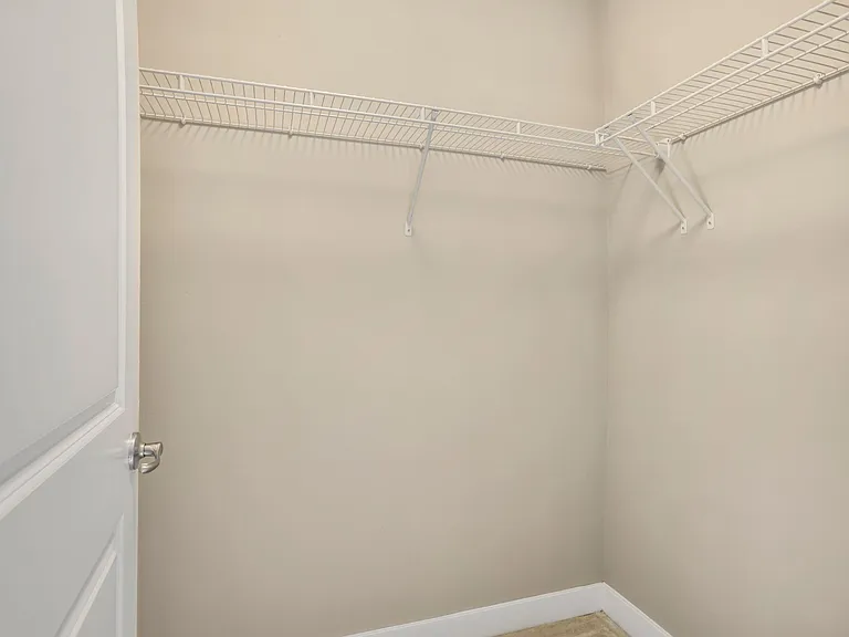 Avanti Luxury Apartments — Photo 58