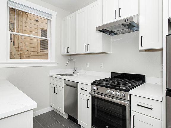 4th image of 835 Pine St APT 14