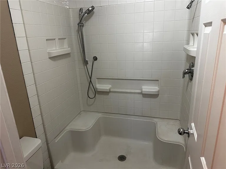 2229 Maple Shade St — Photo 16