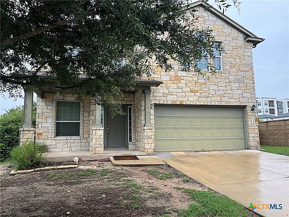 2nd image of 212 Oak Creek Way