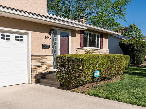 3rd image of 5533 Redwood Rd