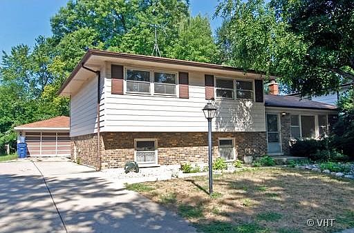 1st image of 452 Kenneth Ct