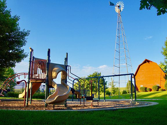 5th image of 10001 Wildflower Dr