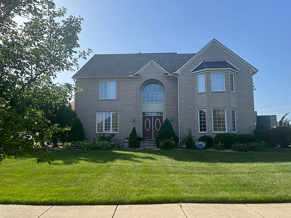 3rd image of 49182 Woodson Way