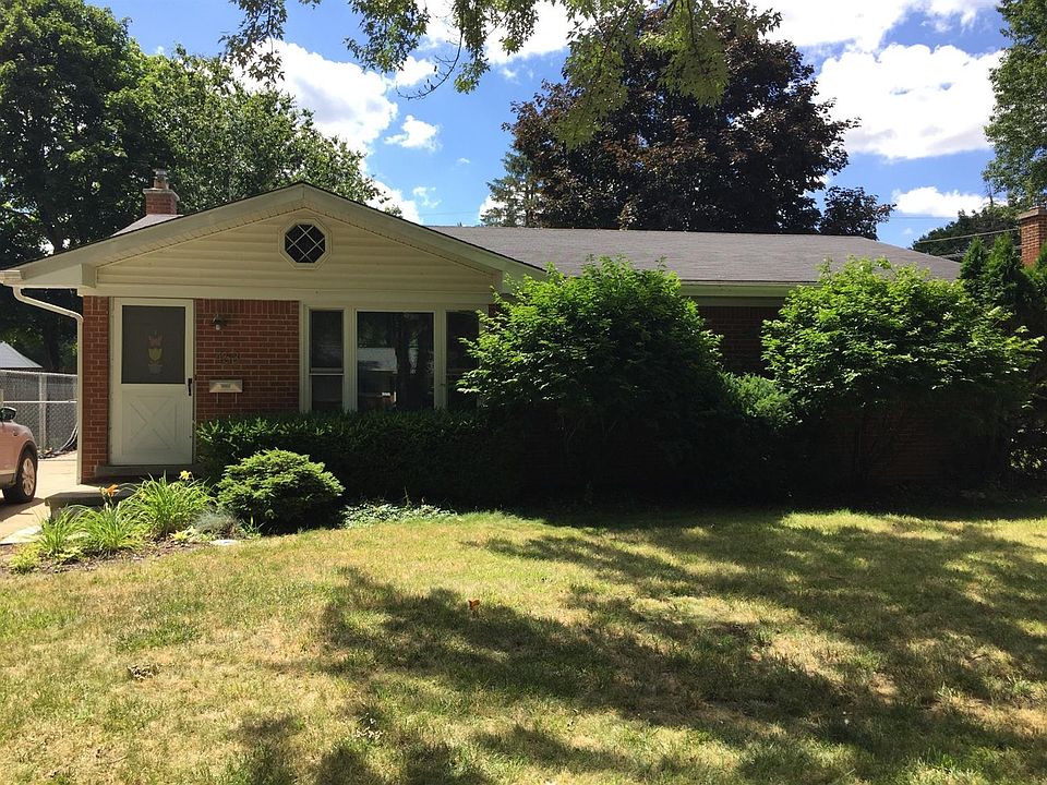 1st image of 463 Hollywood Dr