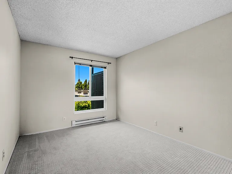 847 N Humboldt St #309 — Photo 20