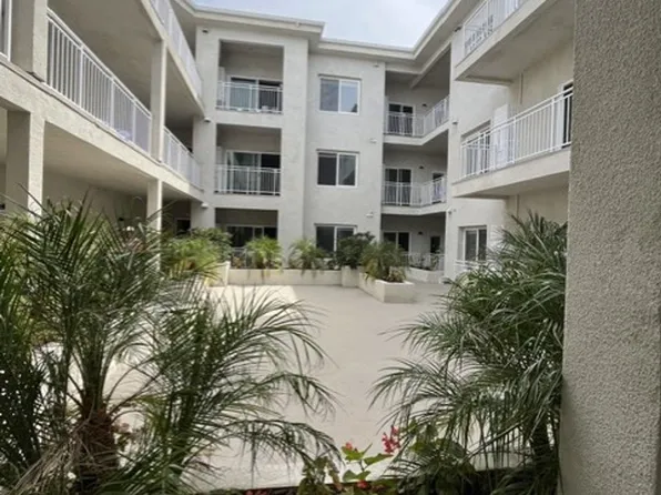 W Grand Apartments