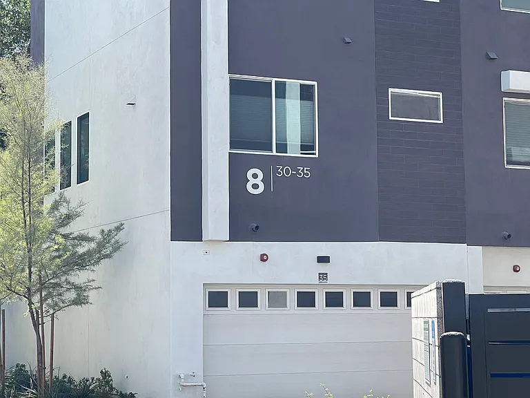 4444 N 25th St #31 — Photo 3