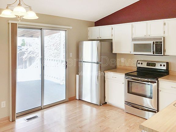 4th image of 6311 W 116th Ave
