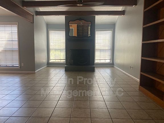 4th image of 6206 Summer Hills Cir