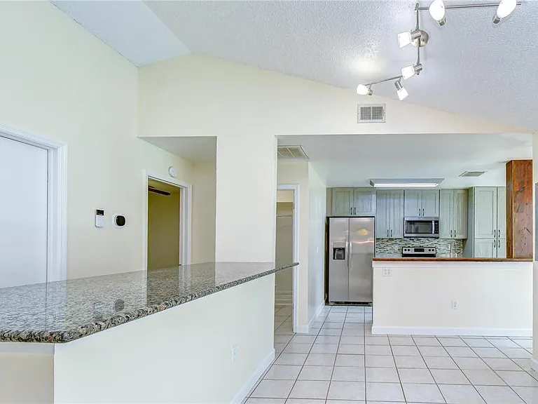 1108 Dockside Dr — Photo 34