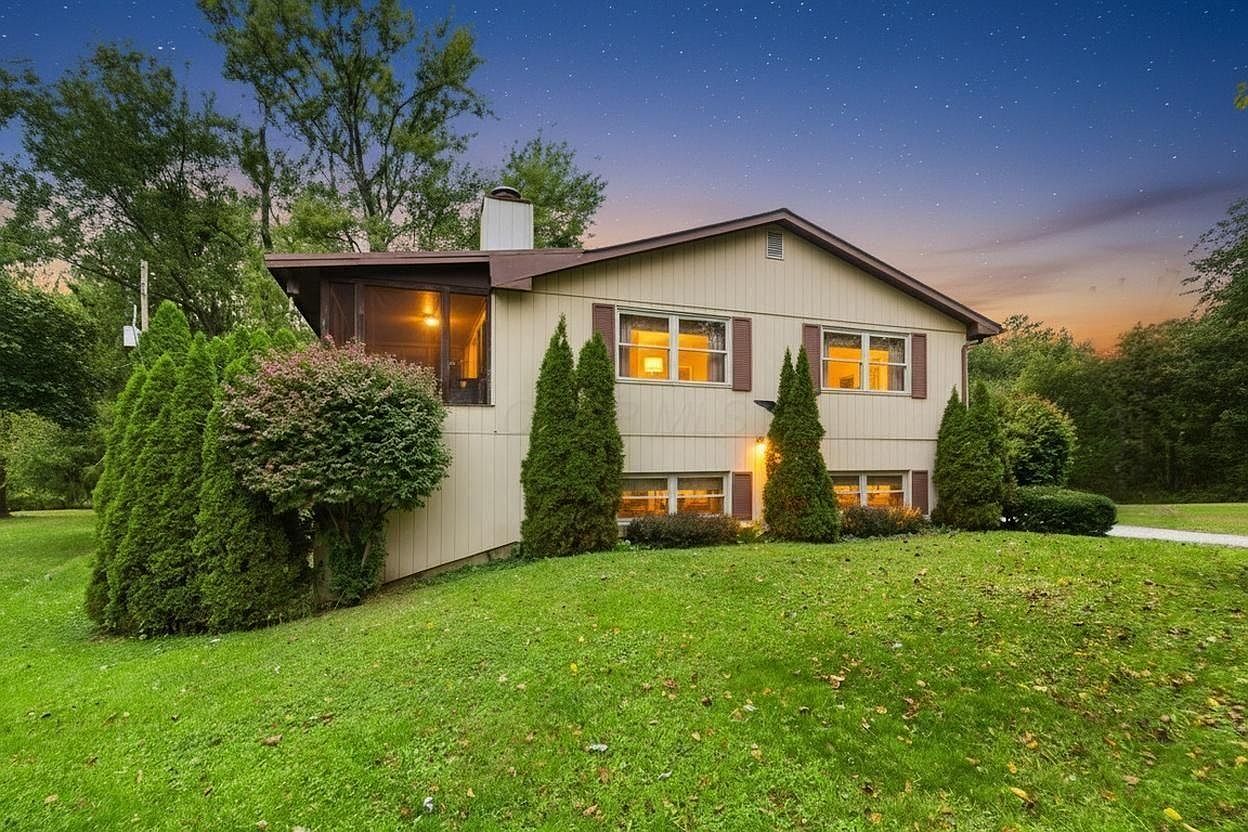 annページ 6834 Cedar Brook Gln, New Albany, OH 43054 | Zillow