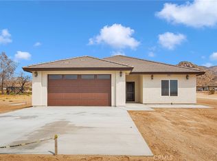 15521 Laguna Seca Dr, Apple Valley, CA 92307