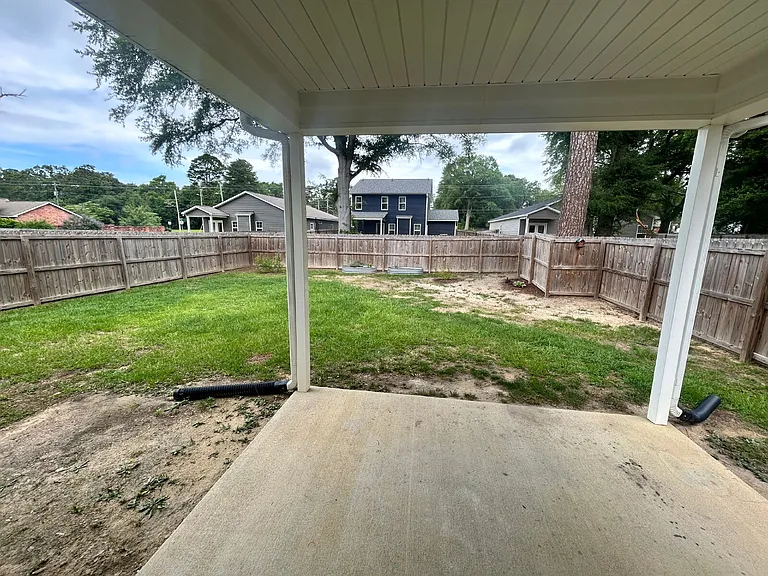 1210 Simpson St — Photo 19