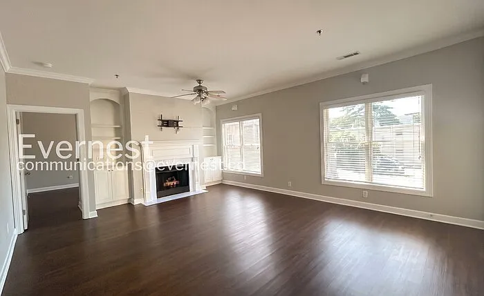 116 31st Ave N #105 — Photo 6