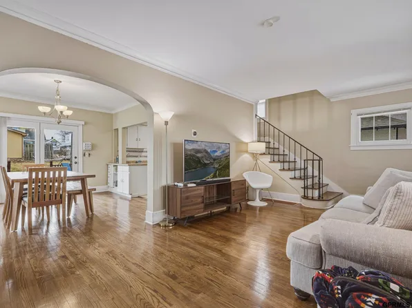 2916 Fontenelle Blvd, Omaha, NE 68104