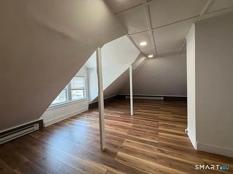 9 Forest Ave — Photo 8