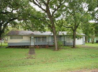 509 Maple St, Brazoria, TX 77422