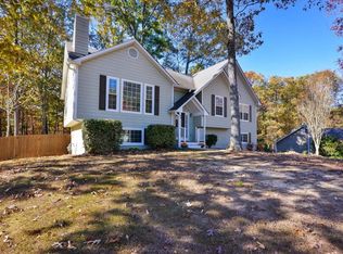 33 Mariner Way SE, Acworth, GA 30102