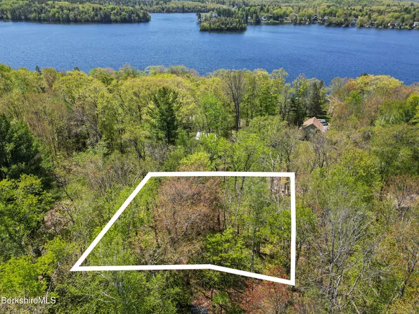 0 South St, Otis, MA 01253