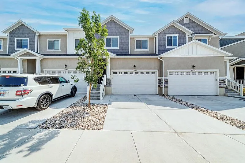 1778 N 3720 W #OVER GARAGE