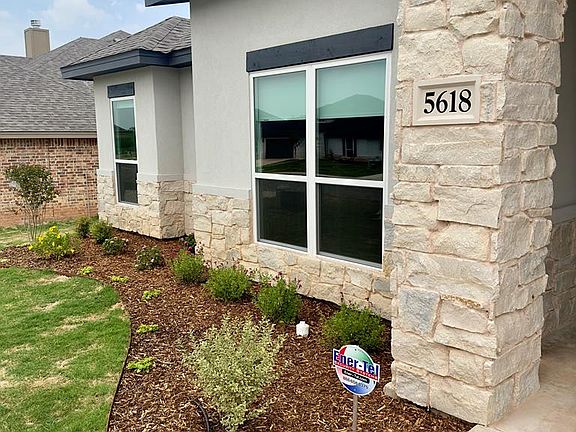2nd image of 5618 Slayde St